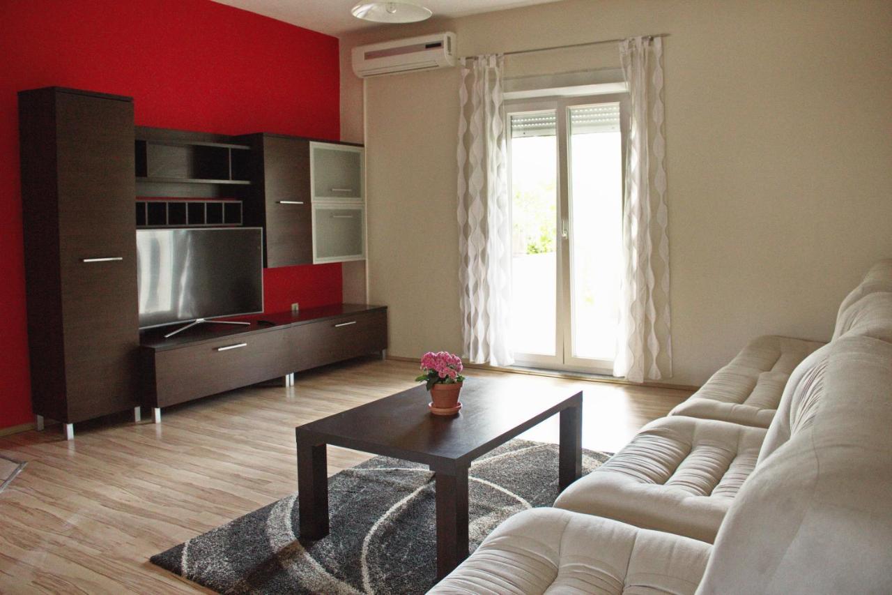 Apartments By The Sea Nin, Zadar - 12890 Buitenkant foto